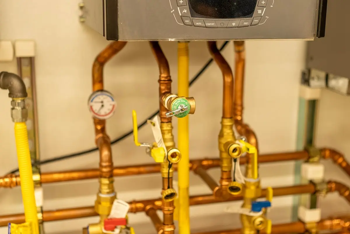 Licensed technician providing Pipe Repair for a homeowner in Cedartown